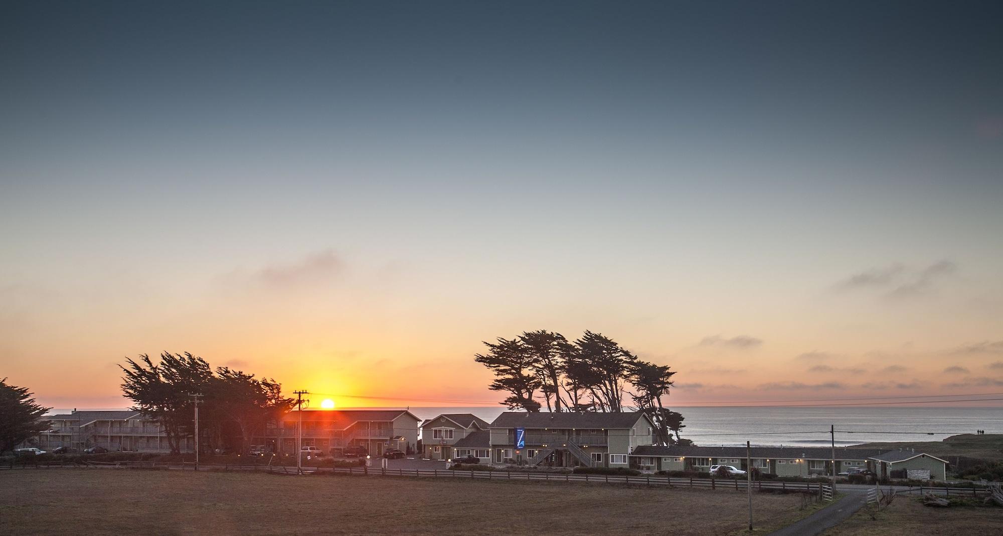 Beachcomber Motel Fort Bragg Exterior photo